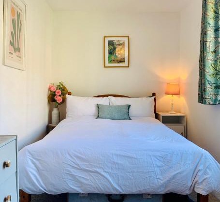 Cosy double room near Wells, Frome, Bath