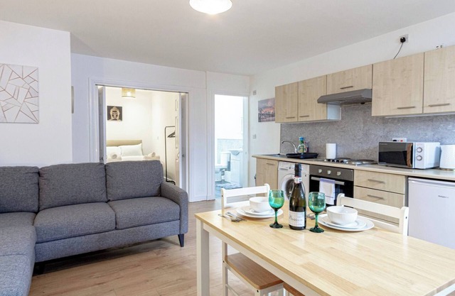 Cosy & Fully Equipped Cottage in Swinton