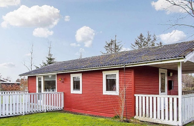 Gemütliches Ferienhaus in Storvorde am Meer