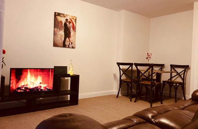 Cosy home near hospital