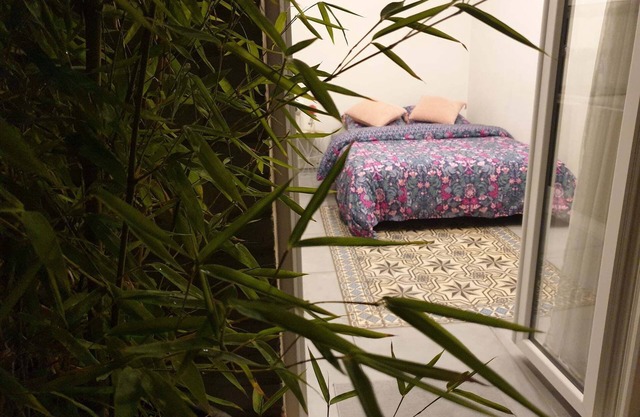 Cozy Studio By The Canal, Close T4