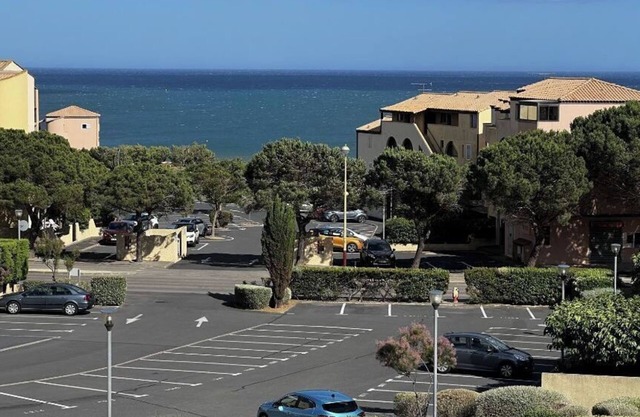 Cosy T2 sea view, bedroom + cabin, mezzanine, parking