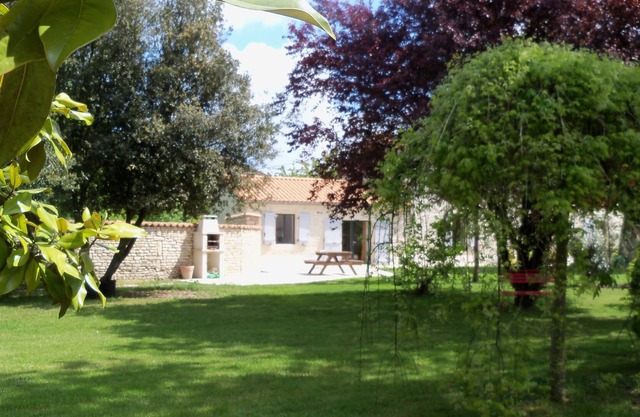 Cottage 12 Personen, Schwimmbad, in der Nähe von La Rochelle, Marais Poitevin und Ile de Ré