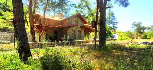 Cottage Aegean Holiday Villa
