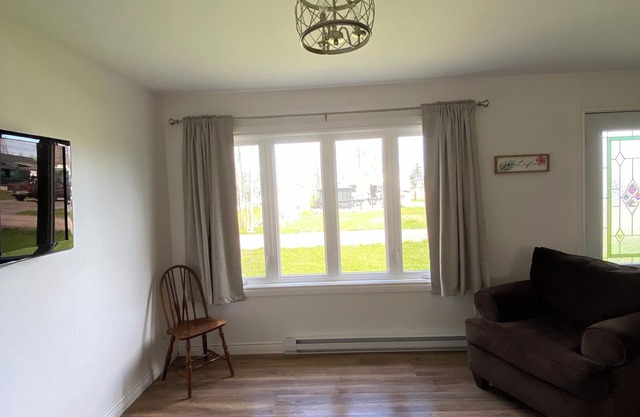 Cottage at Beaubassin-East walking distance of the ocean