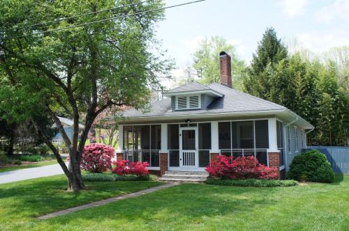 Cottage at Franklin Park