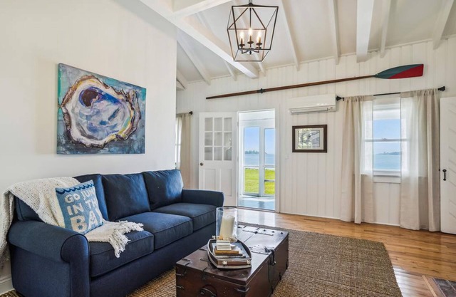 Cottage at Goose Neck Point