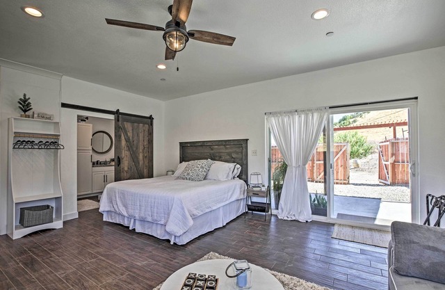 NEU! Hip Studio mit Whirlpool und Patio am Nacimiento-See