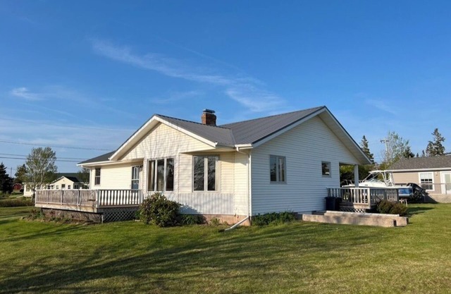 Cottage By The Shore