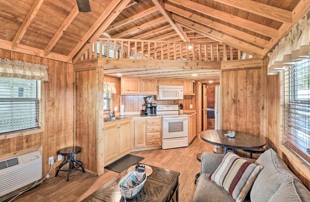 Cottage by the Steinhatchee River Unit 11!