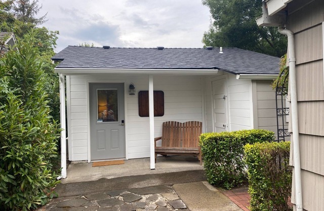 Cottage-Ensuite Dusche-Veranda-Cottage C
