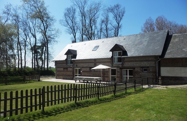 Ferienhaus verfügt über Bennetot Bauernhof. 35 km von Etretat
