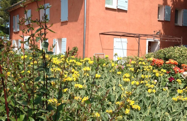 Ferienhaus in Aix en Provence mit Terrasse in restauriertem Landhaus