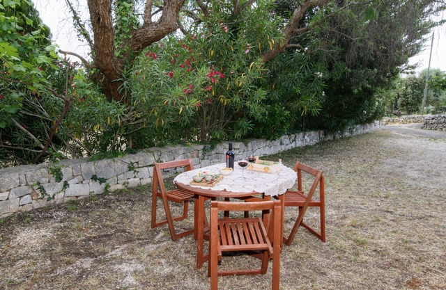 Schönes Cottage in Cisternino zwischen Olivenhainen