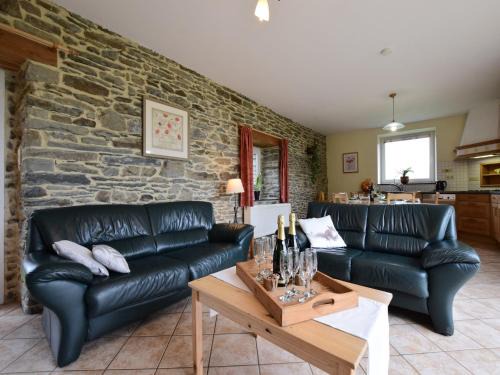 Cottage in Neufmoulin with sea beach