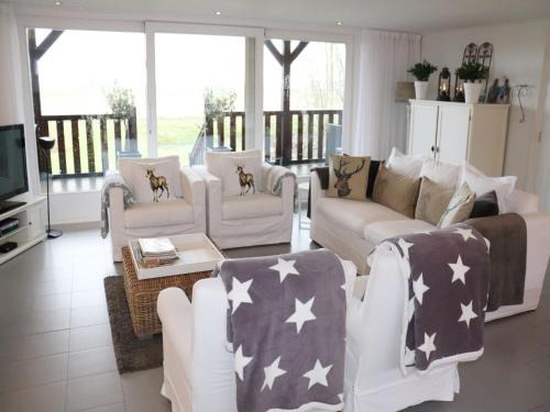 Cottage in Paesens near Wadden Sea, cleaning included