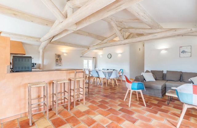 Landhaus 'La Buisse - Grand Gite' mit Bergblick, privater Terrasse und Wi-Fi
