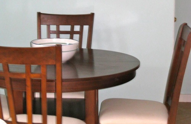 Cottage Located in Chester Village, 1 bedroom with Loft