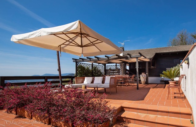 Cottage Lunigiana with private pool