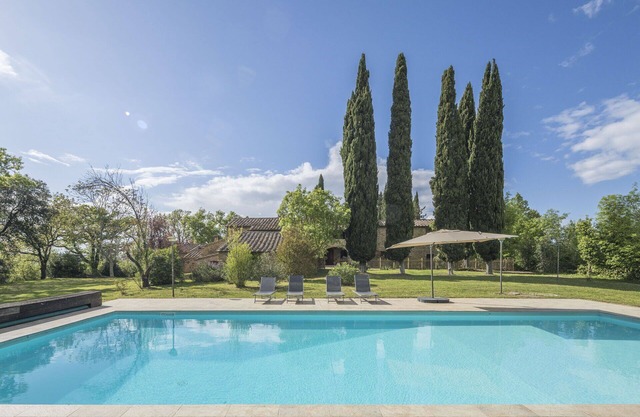 Cottage Monti Pet Friendly With Shared Pool