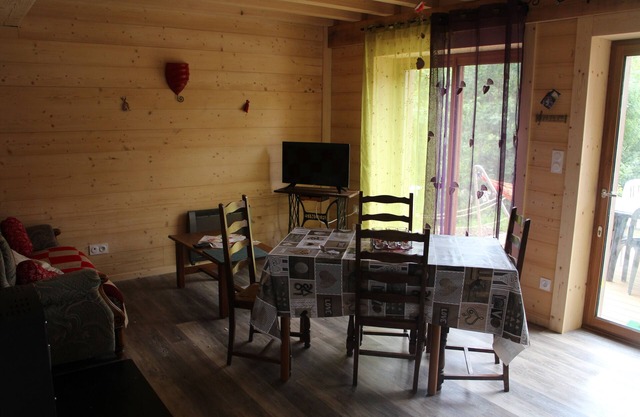 Ferienhaus mit schönen Wasserfällen