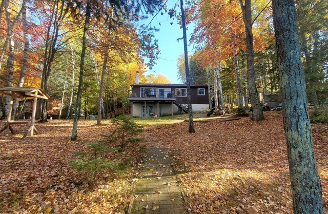 Cottage on Hancock Lake (Newly Remodeled)