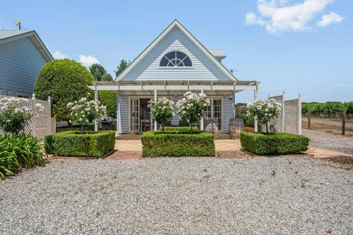 Cottage On Vines - Aldinga - C21 SouthCoast Holidays