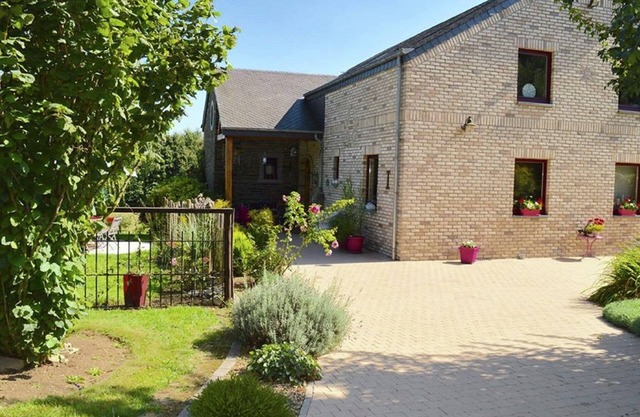 Ferienhaus Oree des bois in Paliseul mit Garten