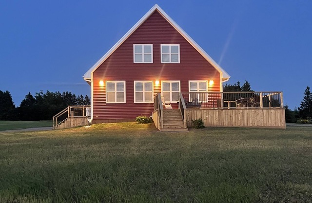 Cottage overlooking the Trout River - centrally located and close to Cavendish