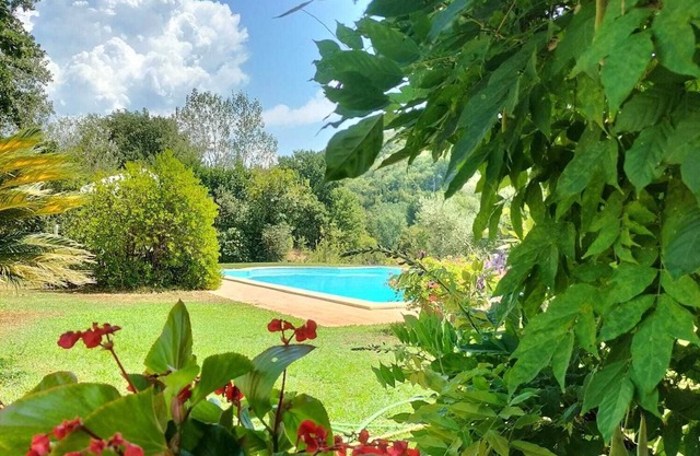 Haus + Privatpool, Garten, Grenze Lazio/Umbria, herrliche Aussicht auf die Hügel