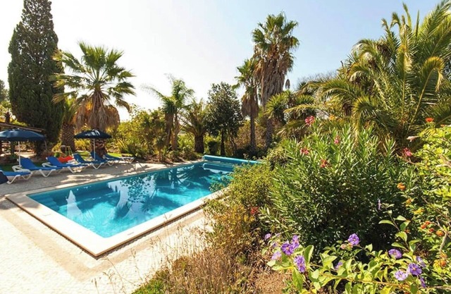 Landhaus "Quinta das Achadas - Mimosa" mit Pool, WLAN, Terrasse und Garten