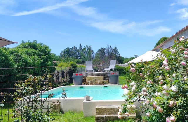 cottage swimming pool 8km st emilion