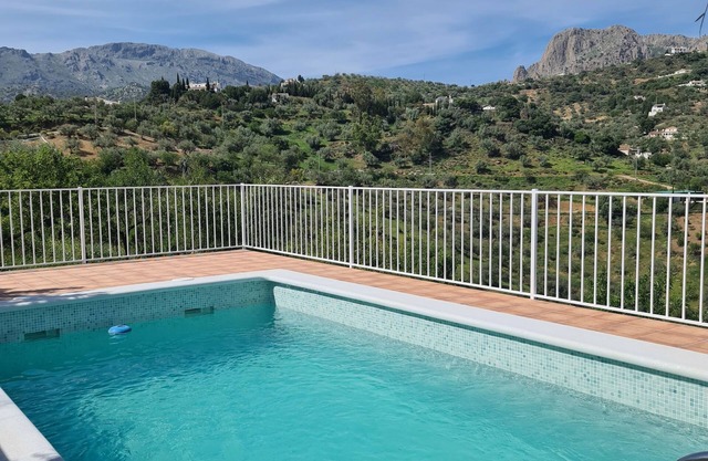 Landhaus mit Pool „Golondrina“