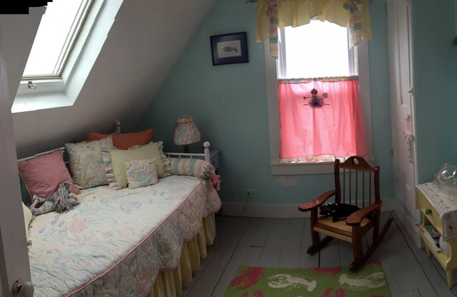 Cottage with captivating views in charming Lubec