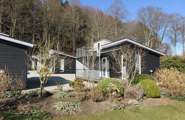 Cottage with panoramic views of the Limfjord and Legind Mountains.