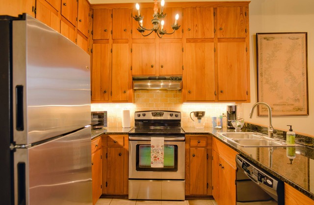 Cotton Alley | Charming 2-Bedroom Retreat in Historic Natchez, MS