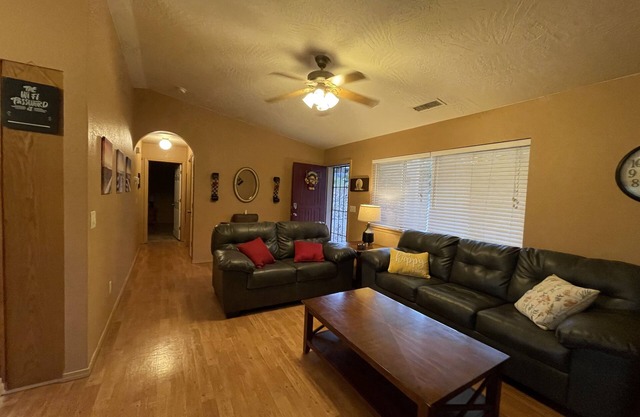 Cottonwood Foothills Getaway
