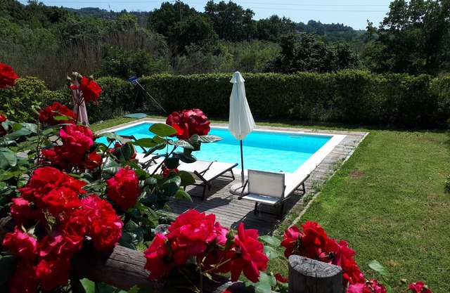 COUNTRY FAMILY VILLA 10 BEDS WITH PRIVATE POOL