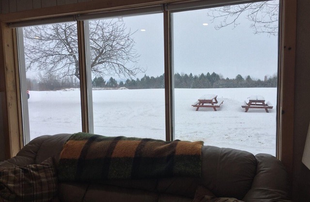 Herbstfarben bei Country Cabin für Ihren langen / kurzen Aufenthalt in der Nähe von Toronto Newmarket
