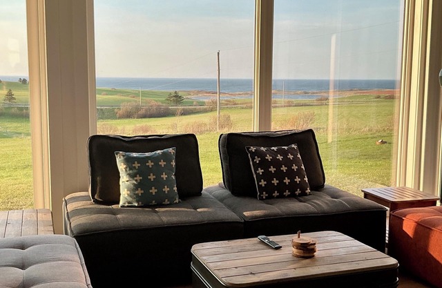 Country cottage, exceptional view, lake, dunes and sea. 5 minutes from the beach