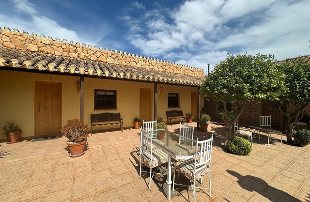 Country Retreat Villa. With private swimming pool in Murcia.