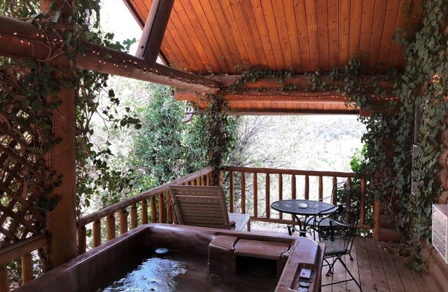 Country Garden Studio