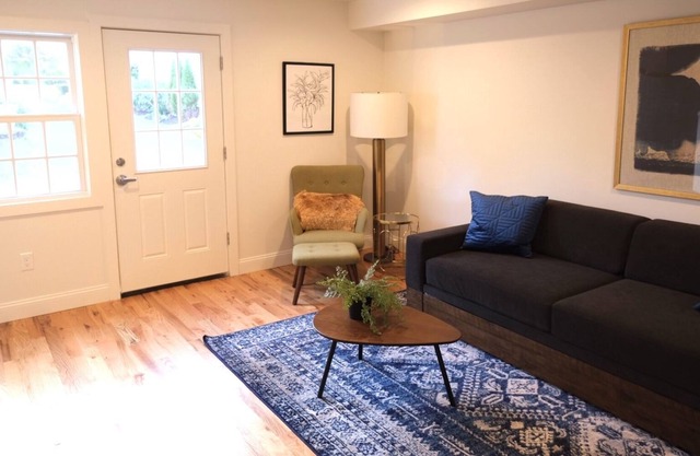Country Getaway in Historic Inn