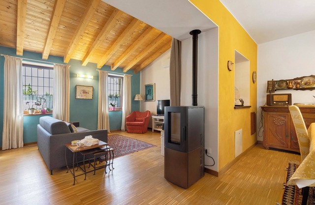 Country House 'A House with A Character' with Mountain View, Wi-Fi, and Air Conditioning