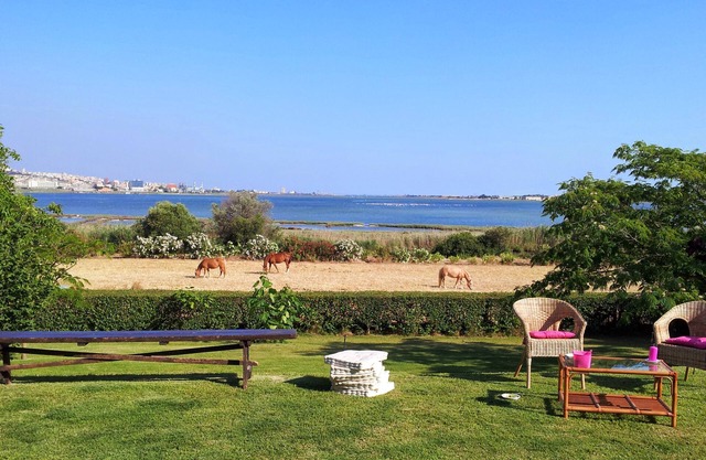 Villa in privaten Parks den Flamingos 5 Minuten von der Innenstadt mit Blick auf