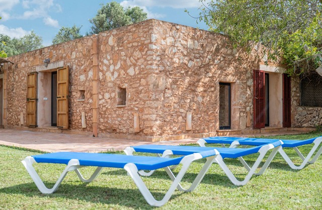 Finca 'Andres' mit Bergblick, Wi-Fi und Klimaanlage