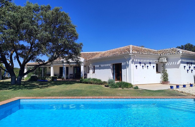 Country House 'Buddha-Can' with Private Pool