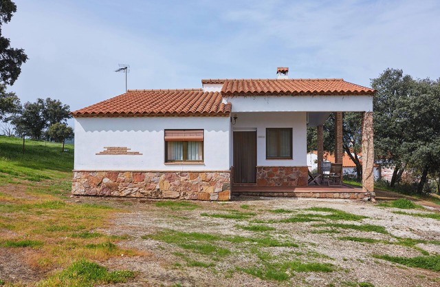 Landhaus 'Casa El Águila' mit Bergblick, Gemeinschaftspool und Klimaanlage