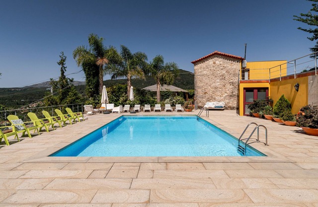 Finca 'Eido Da Devesa' mit Bergblick, privatem Pool und Wi-Fi