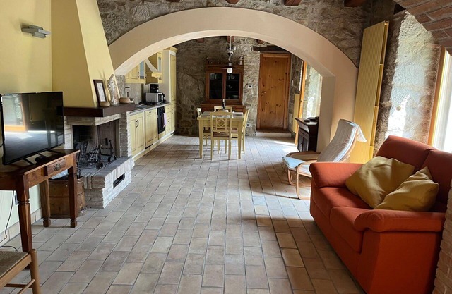 Landhaus in Ascoli Piceno mit 4 Schlafzimmern 8 Schlafplätzen